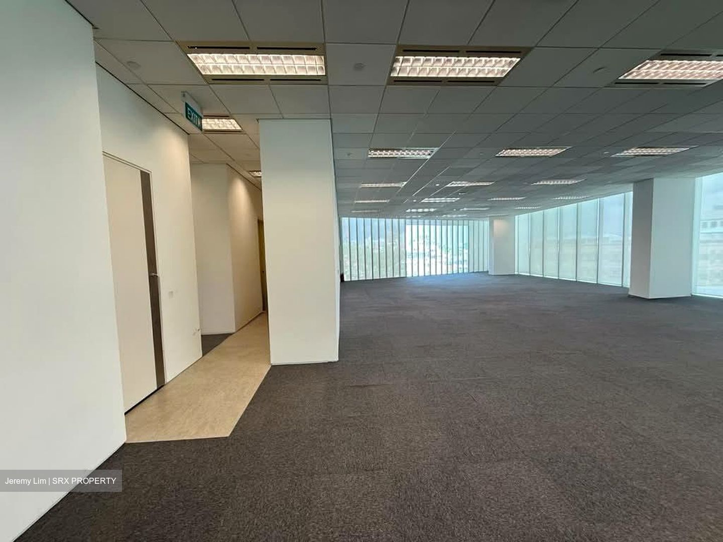 Newton 200 (D11), Office #556182481
